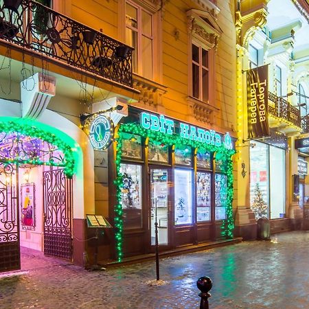 Apartment On Svobody Avenue 25 Lviv Exterior photo