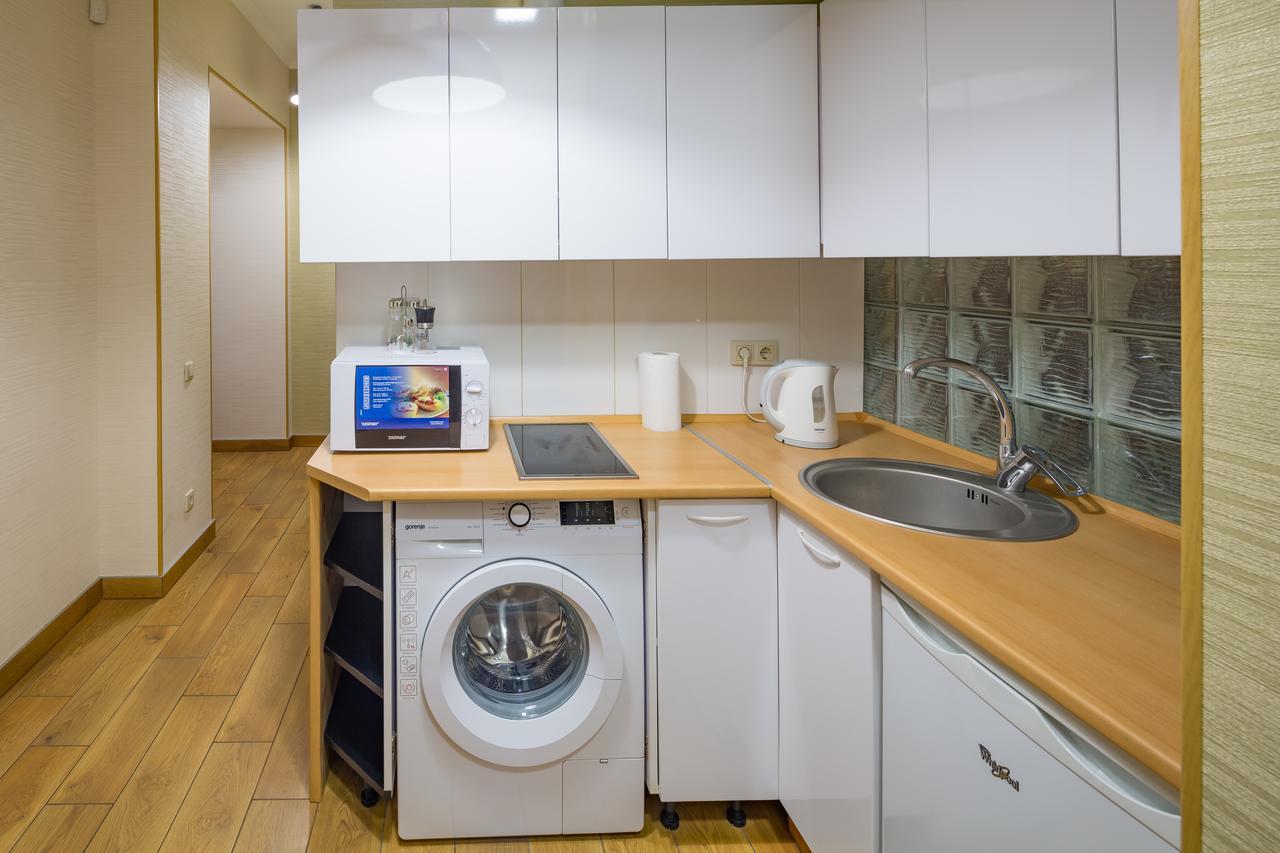 Apartment On Svobody Avenue 25 Lviv Exterior photo